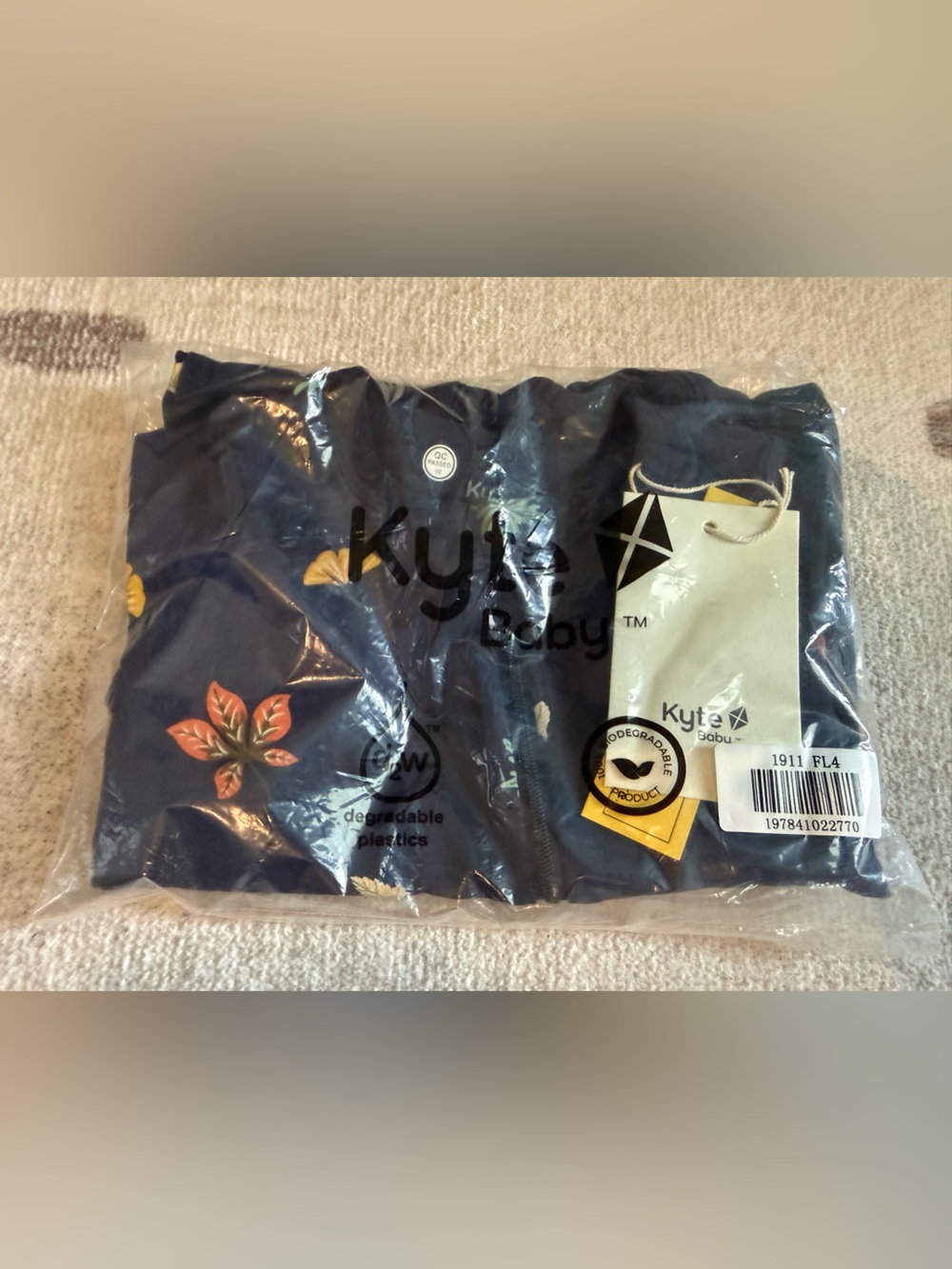 NWT Kyte Baby Bamboo Zipper Footie: Size 12-18M (Retired Fall Leaves Print) *NWT
